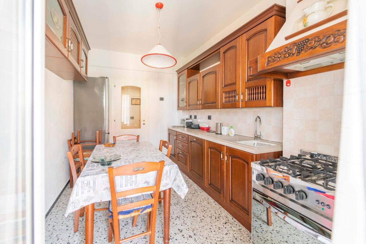 193 - Casa Via Della Chiusa - Centralissimo E Vicino Alla Baia Del Silenzio, Spiaggia E Mare 150M - Parcheggio Gratis Incluso E Aria Condizionata Σέστρι Λεβάντε Εξωτερικό φωτογραφία